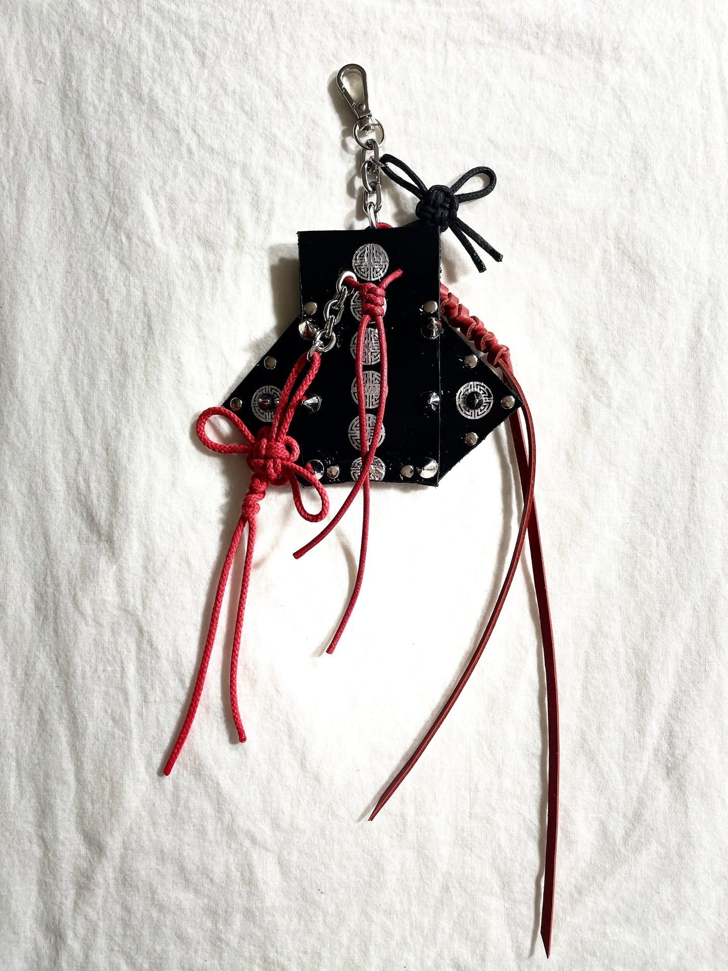 Korean Punk Keychain Jumoeni-1, Handcrafted Norigae knot Pants chain, limited edition by artisans ー MEKERA STUDIOS