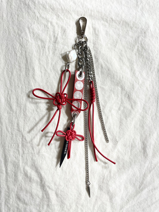 Korean Punk Keychain Daenggi-4, Handcrafted Norigae knot Pants chain, limited edition by artisans