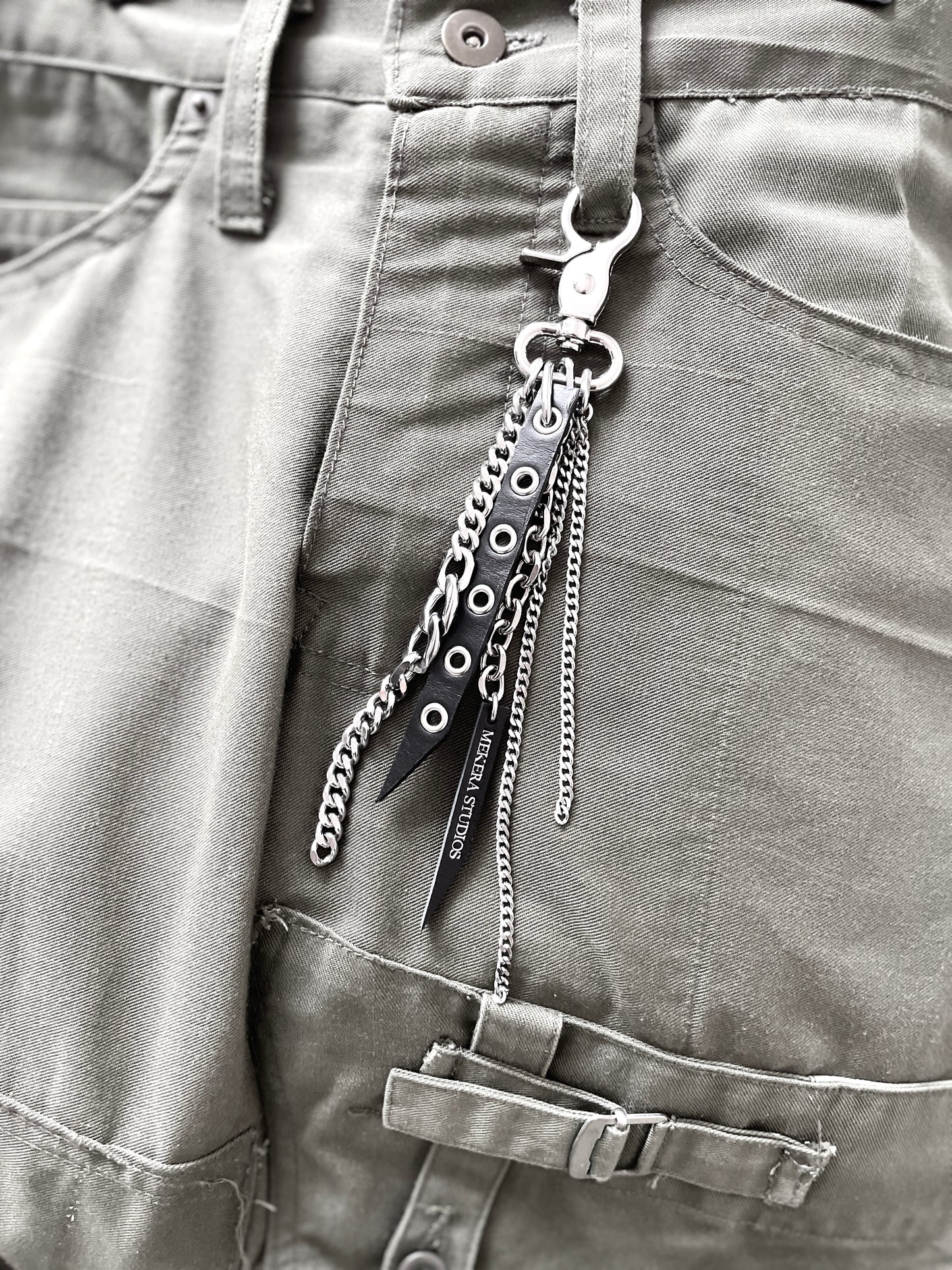 Handcrafted Keychain C-2 limited edition by artisans ー MEKERA STUDIOS