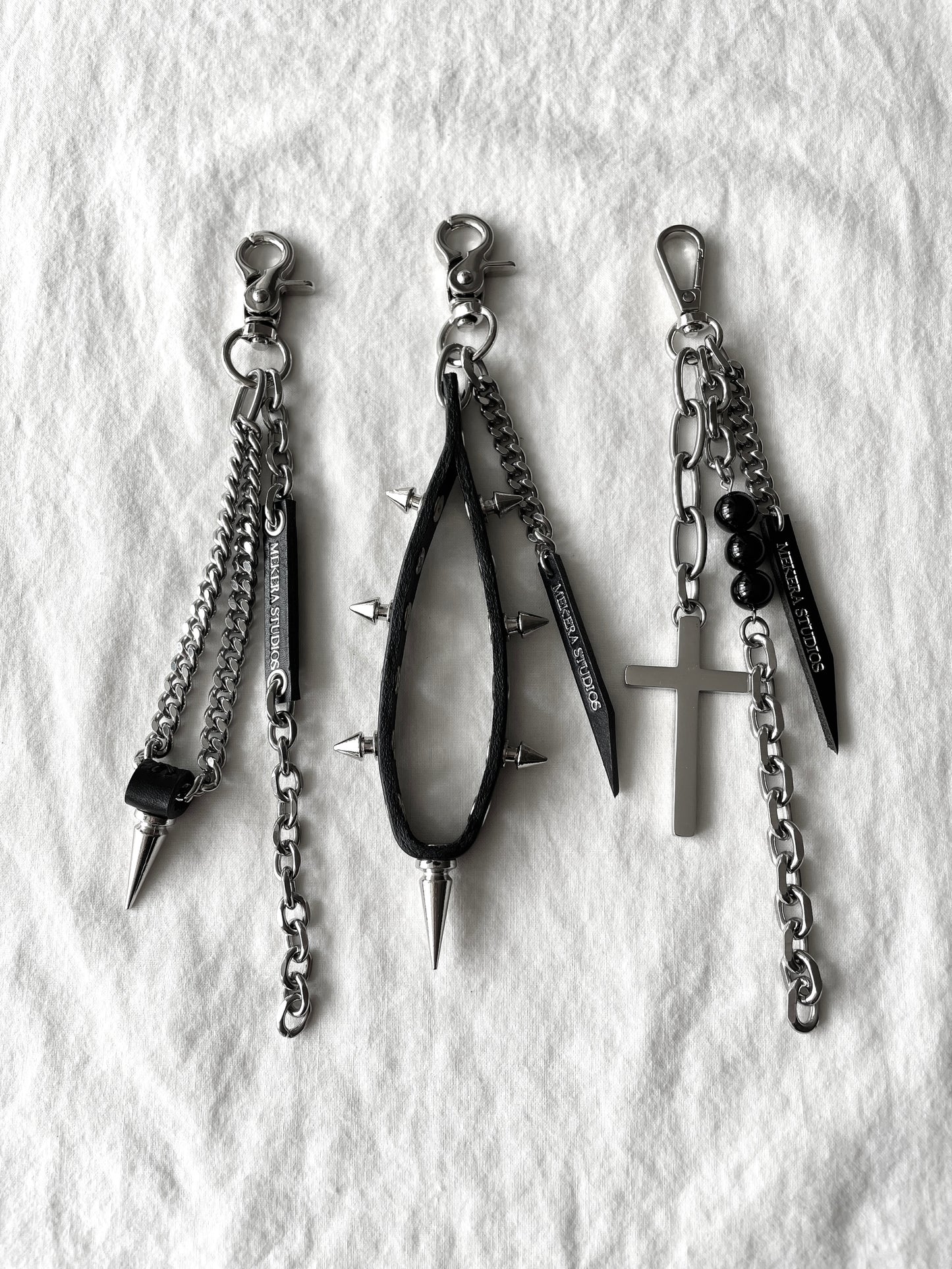 Handcrafted Keychain C-3 limited edition by artisans ー MEKERA STUDIOS