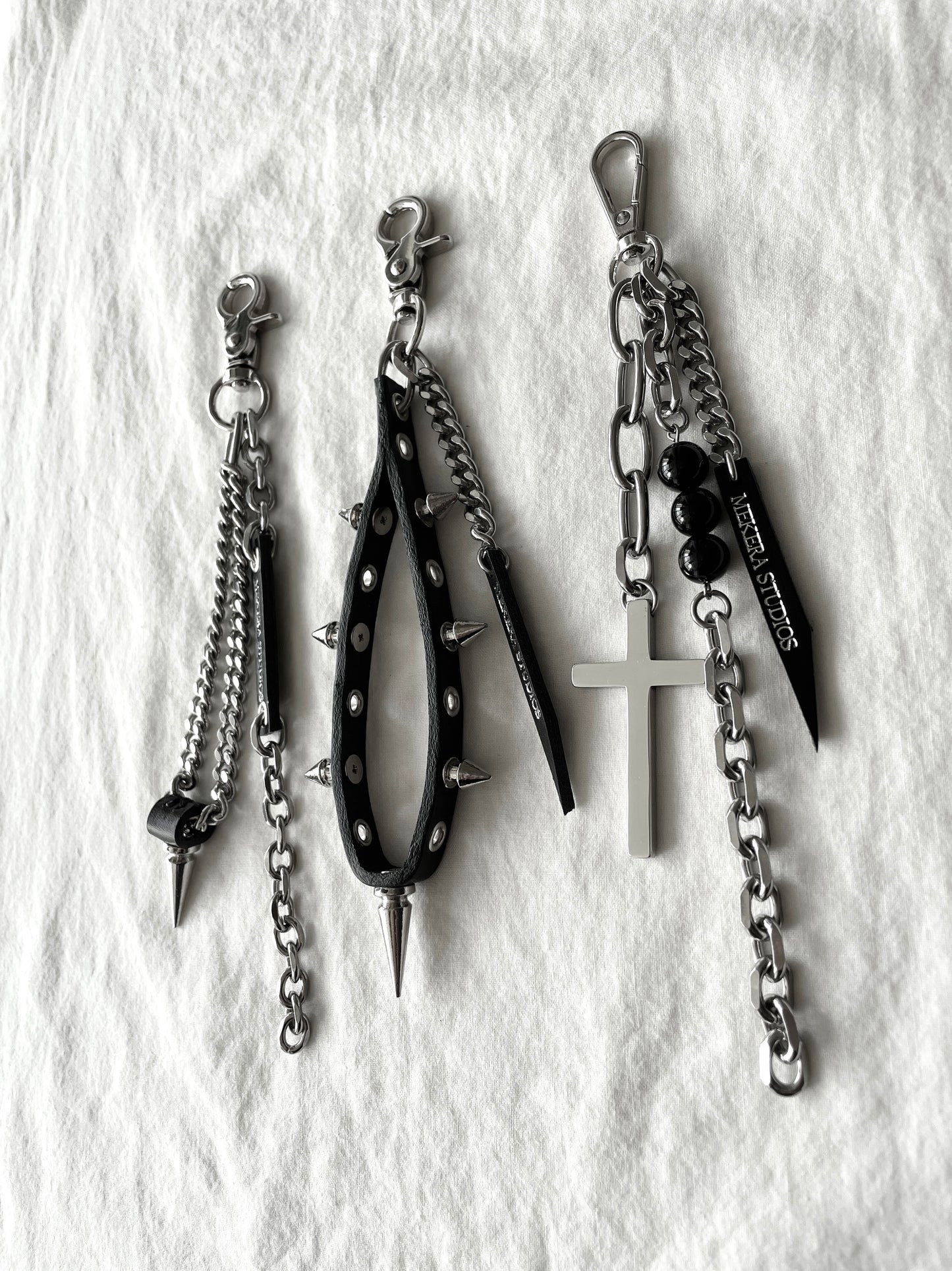 Handcrafted Keychain C-3 limited edition by artisans ー MEKERA STUDIOS