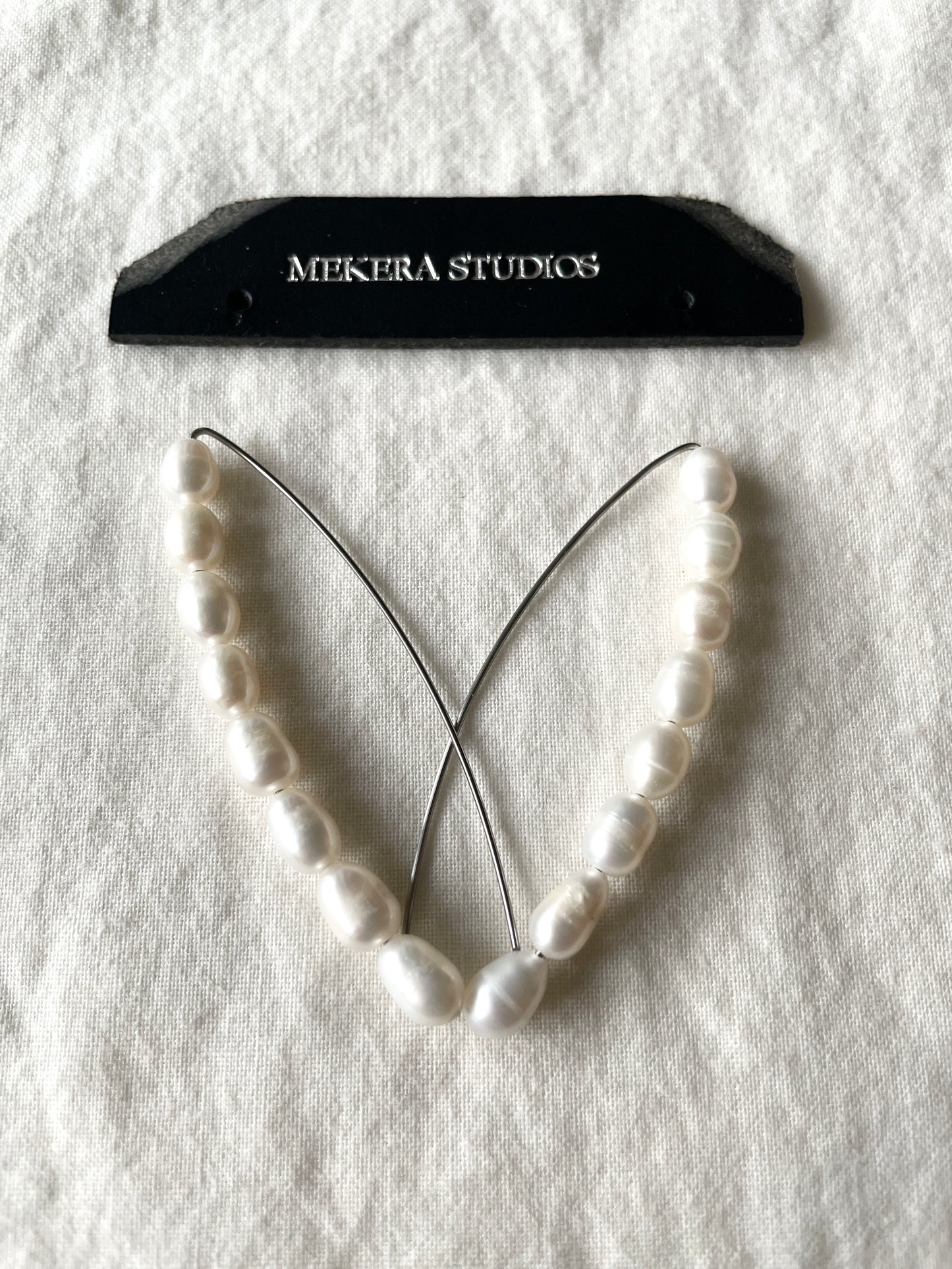 Minimalist Pearl Earrings F-25 Collection-[F] limited edition by artisans ー MEKERA STUDIOS