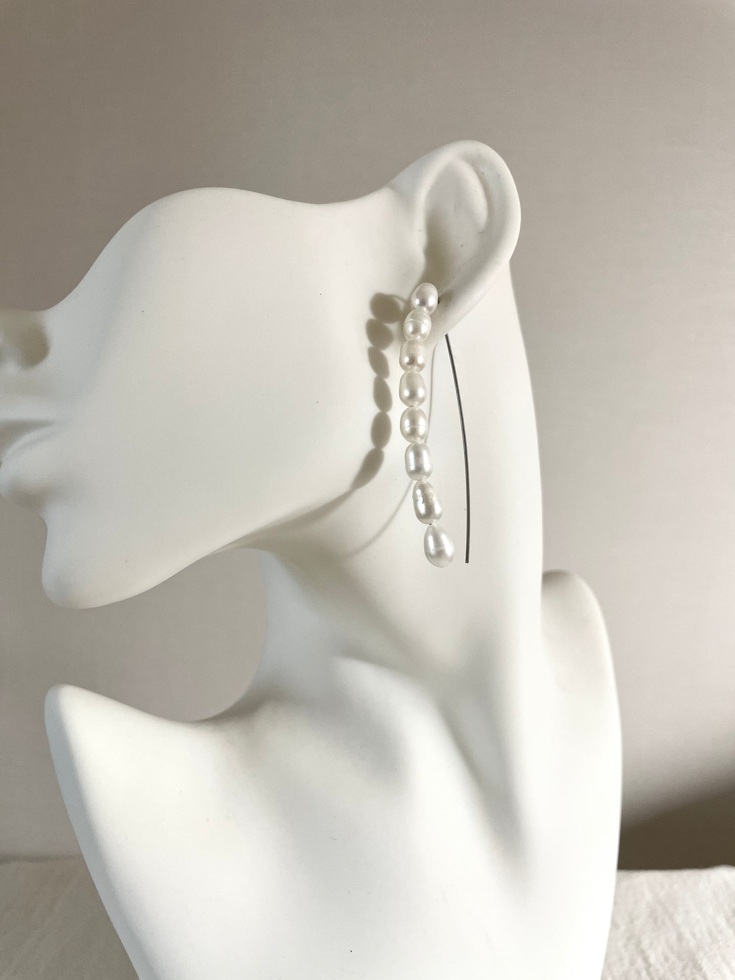 Minimalist Pearl Earrings F-25 Collection-[F] limited edition by artisans ー MEKERA STUDIOS