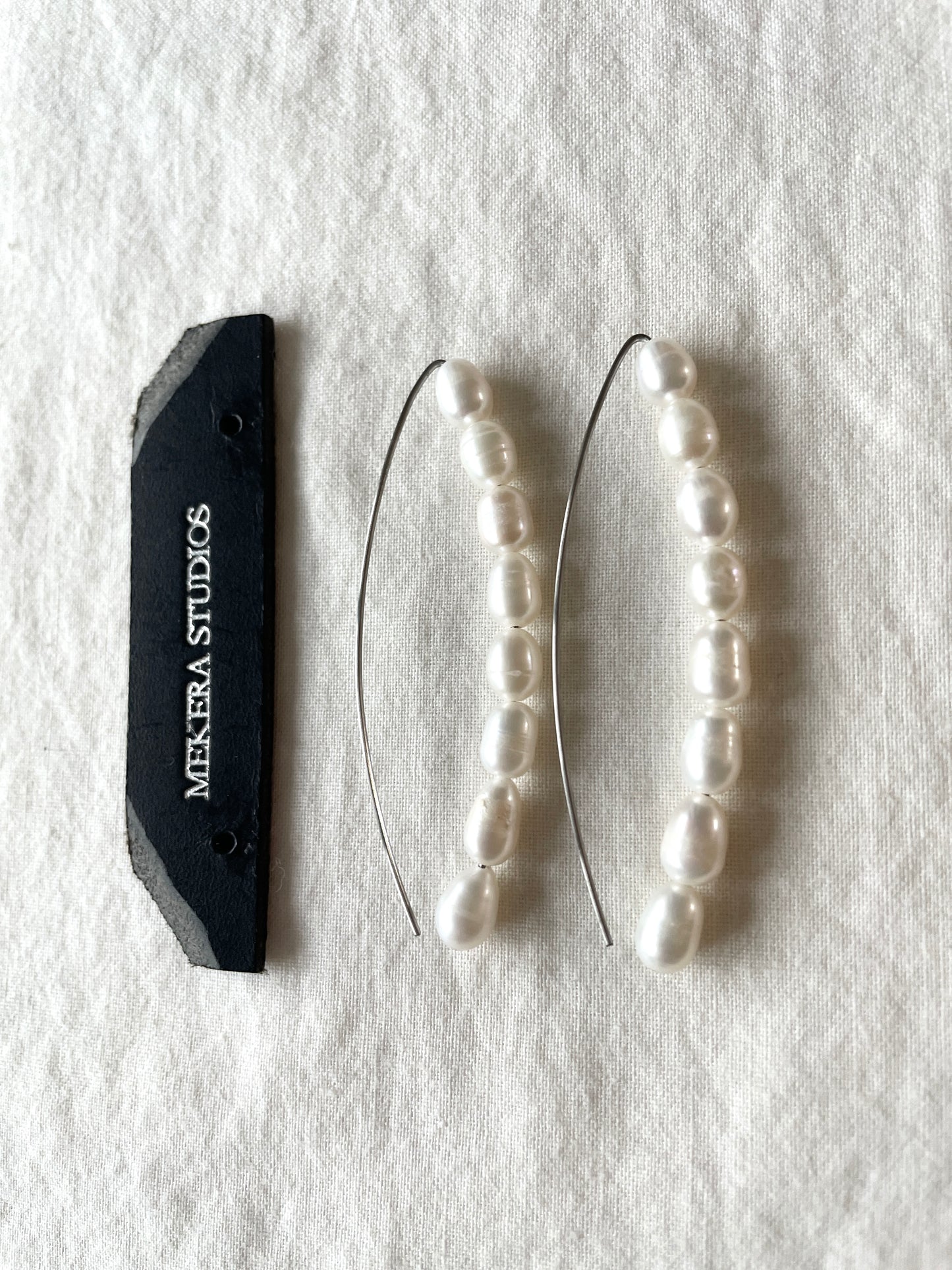 Minimalist Pearl Earrings F-25 Collection-[F] limited edition by artisans ー MEKERA STUDIOS