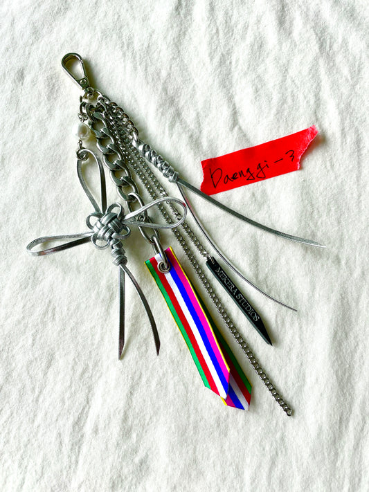Handcrafted Korean Norigae Knot & Saekdong Keychain Daenggi-3, limited edition by artisans