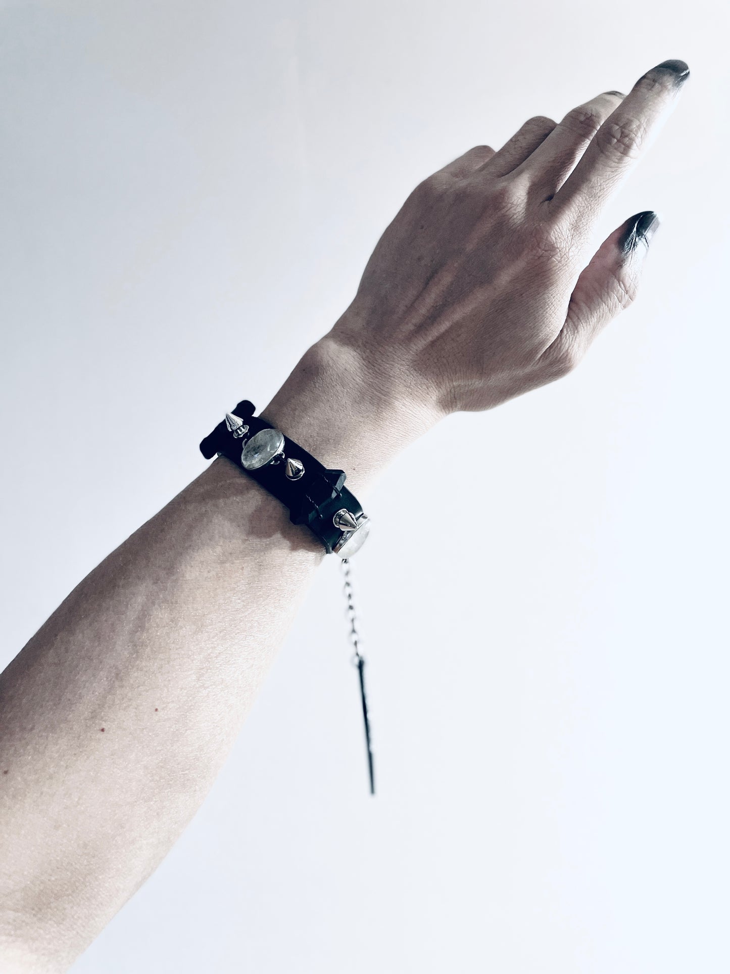 Collection [G]-11 White Quartz Silver Bracelet - MEKERA STUDIOS