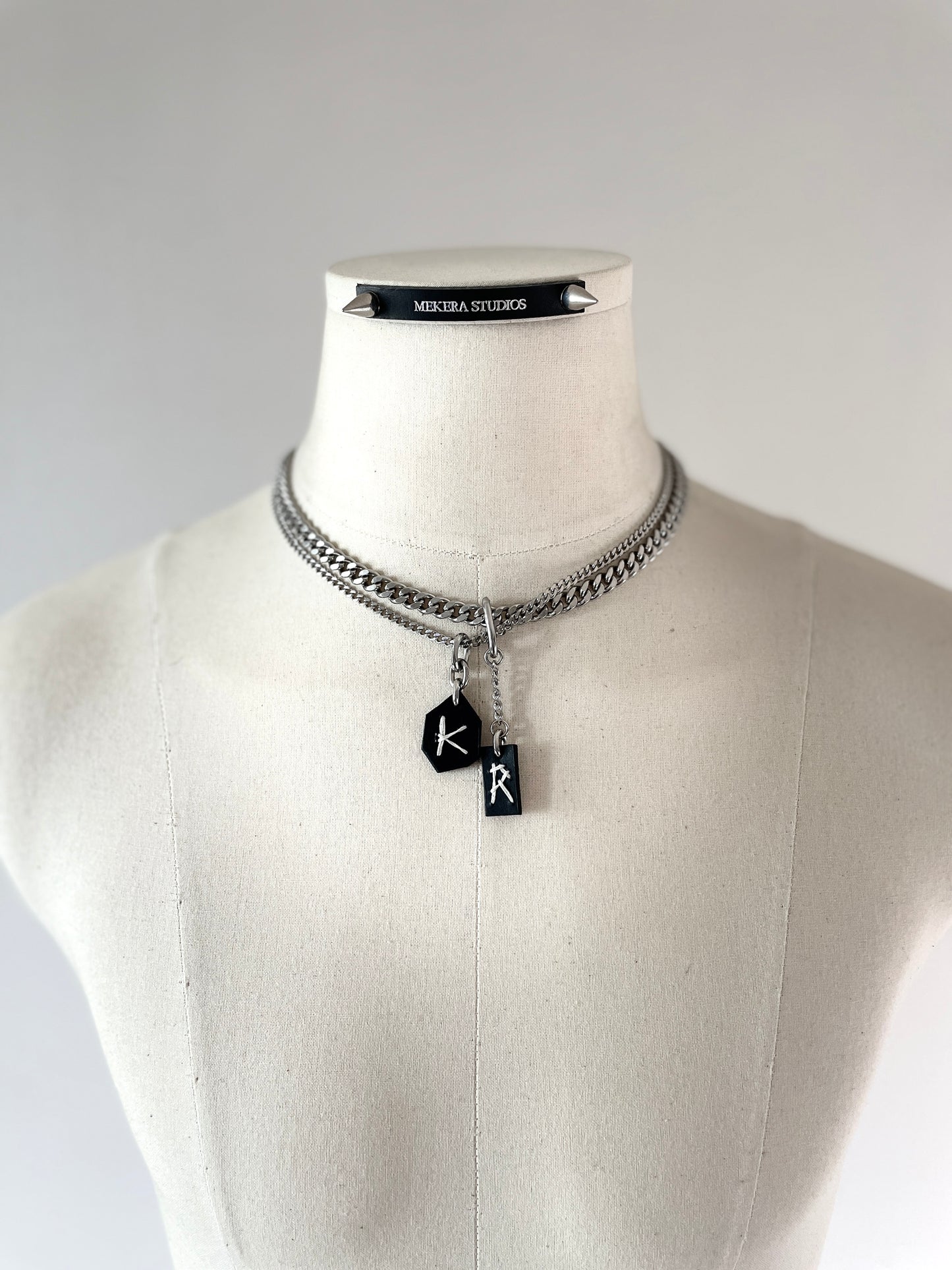 Initial S-2 수•繡•SU collection - Embroider Handcrafted Personal Name Pendants - MEKERA STUDIOS