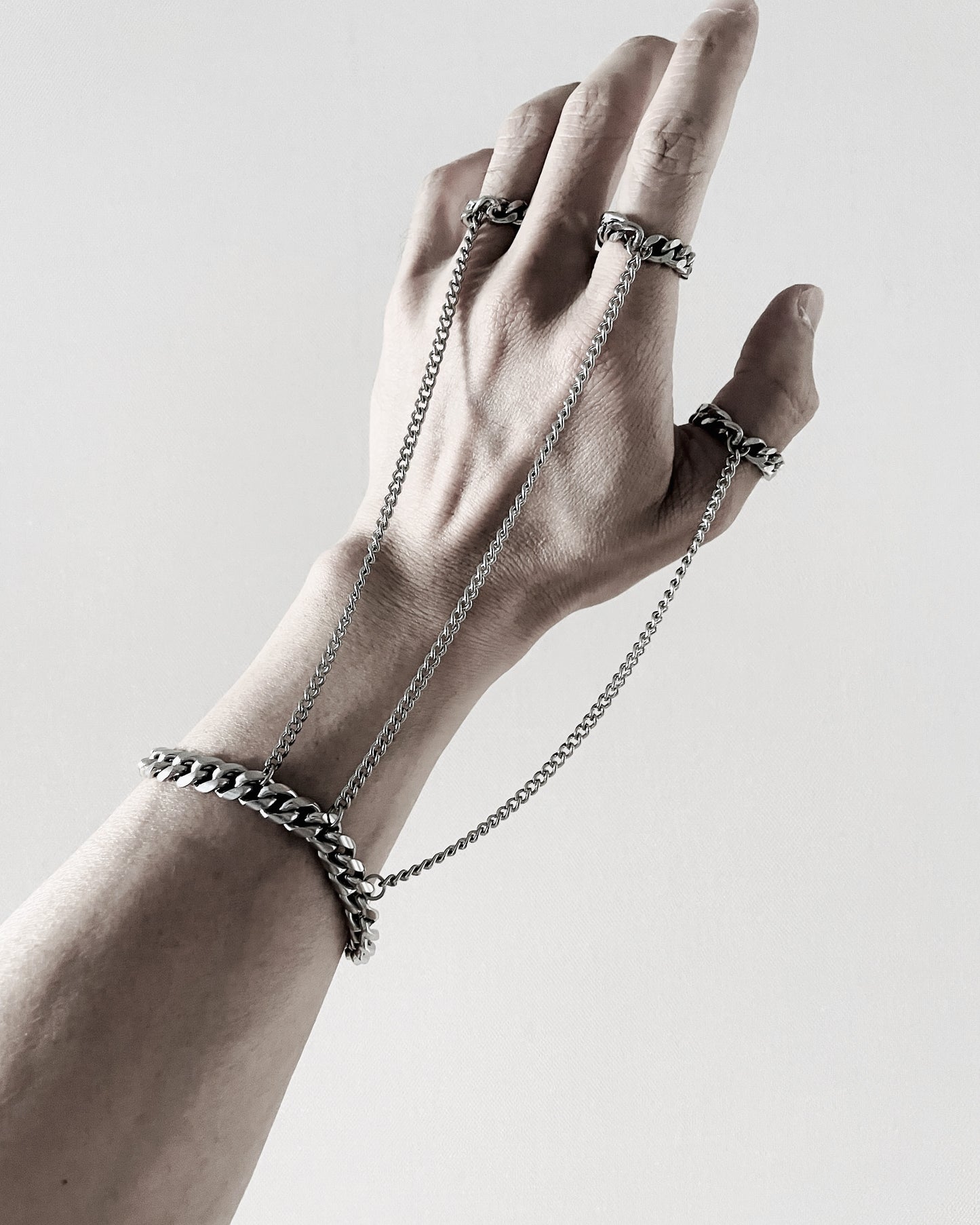 R1 Chain Rings + Bracelet Limited Collection bodychain - MEKERA STUDIOS