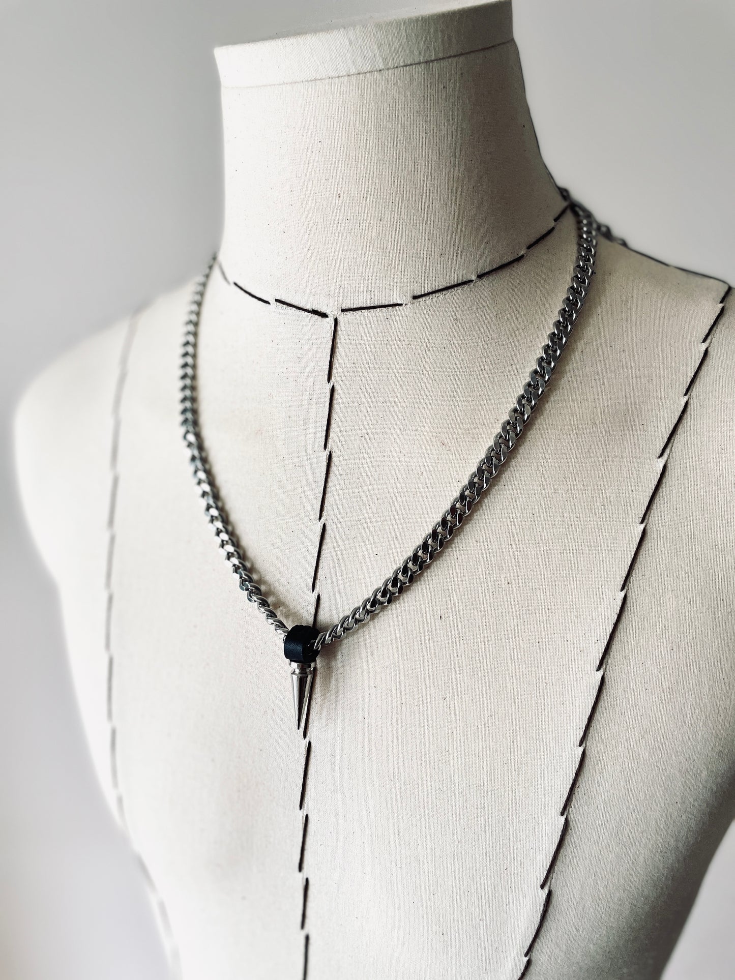 L/SPIKE1 Necklace Long chain Choker Spikes - MEKERA STUDIOS